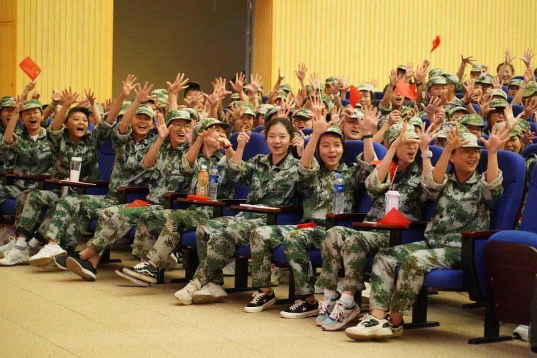 绍兴市九届人大四次会议主席团举行第二次会议